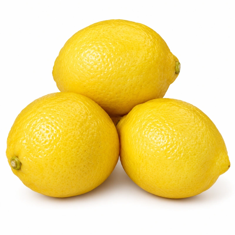 Svaigs dzeltenais citrons, ar rokām noplūkts citrons